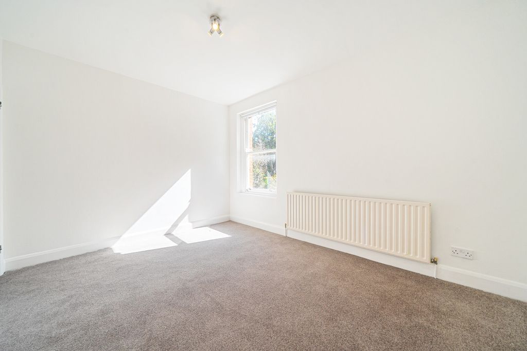 Property photo 2 of 21 1508803-21-6A7c8E...