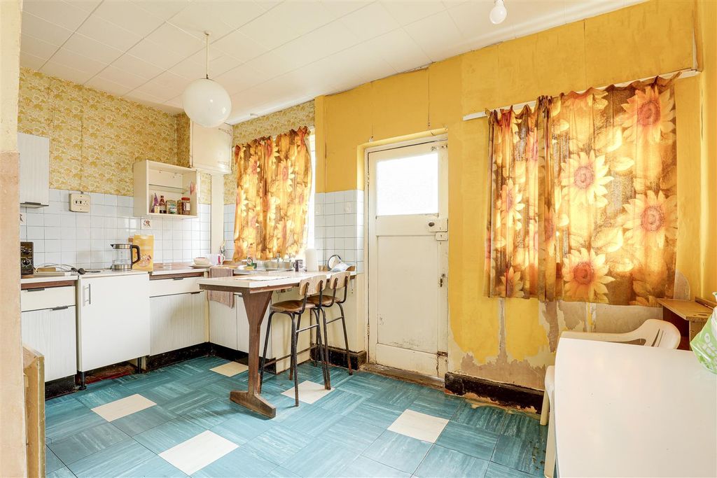 Property photo 3 of 13 08.Jpg