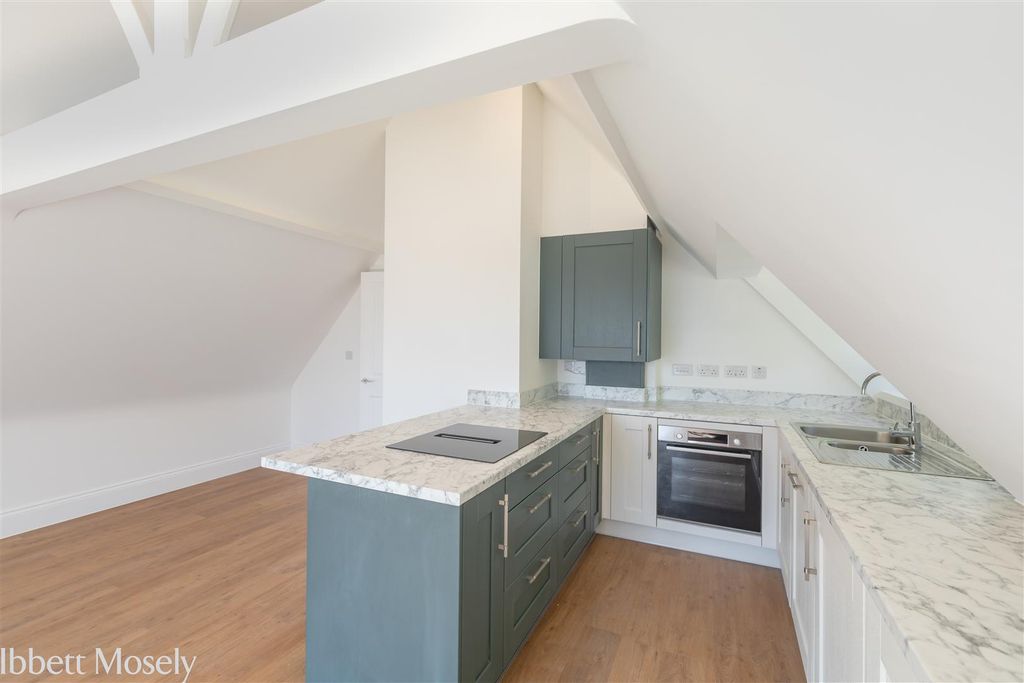 Property photo 3 of 18 48 Kitchen.Jpg
