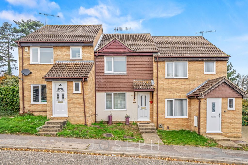 Property photo 1 of 8