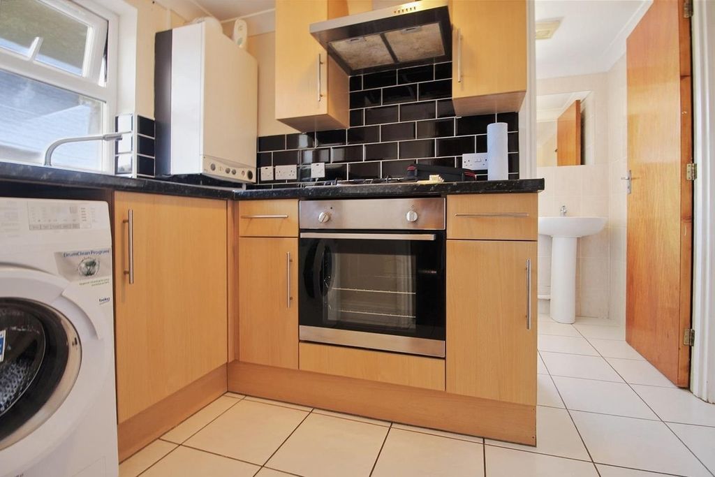 Property photo 1 of 5 Hyjfy1H_Cuapwmr7Ffjueq.Jpg