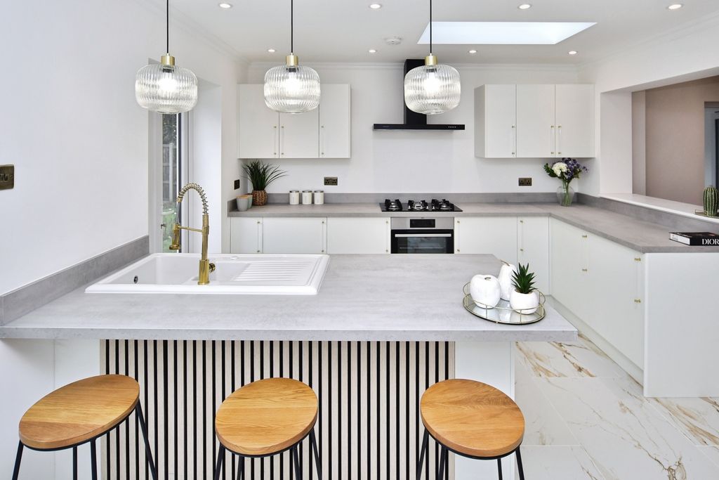 Property photo 2 of 25 Dsc_1048