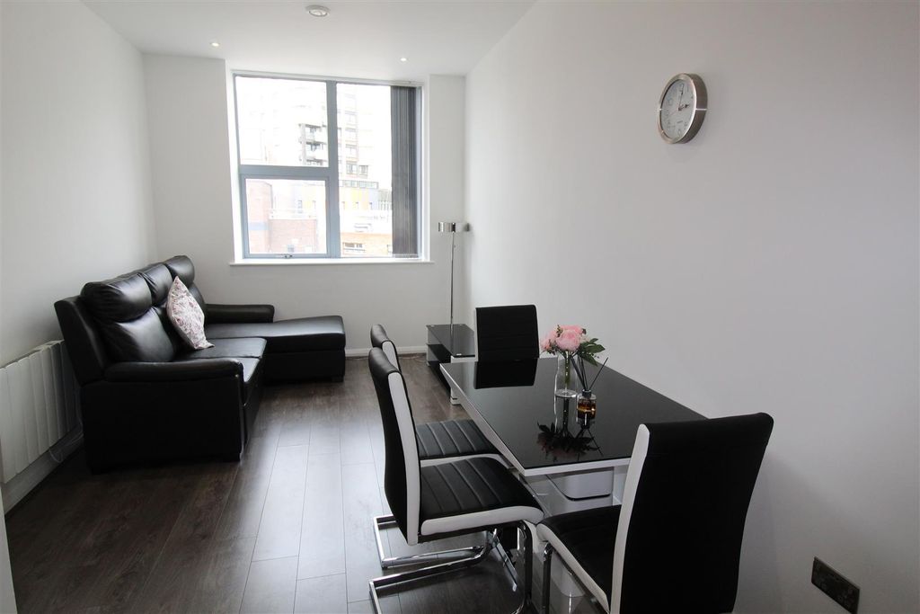 Property photo 3 of 10 Img_1143.Jpg