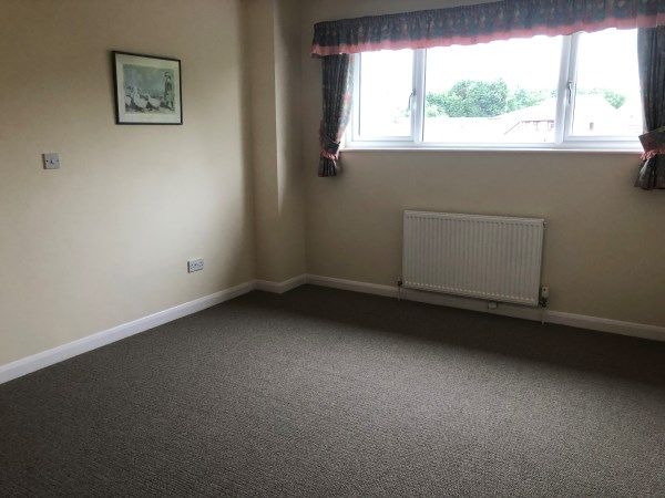 Property photo 3 of 6 Gallery