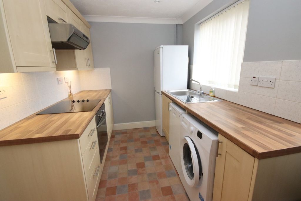 Property photo 2 of 15