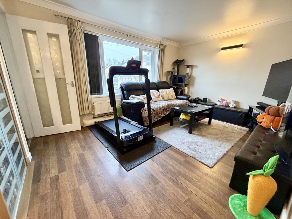 Property photo 2 of 13 Living Room