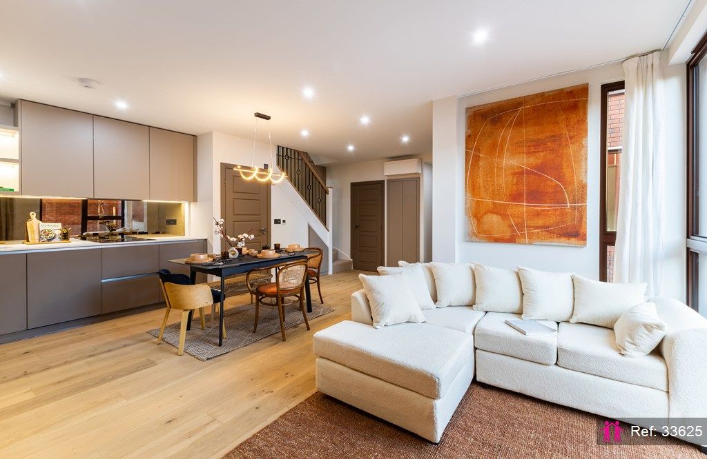 Property photo 2 of 55