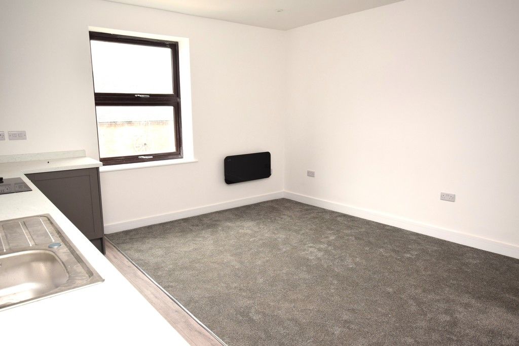 Property photo 3 of 4 Open Plan Lounge And Kitchen