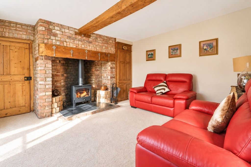 Property photo 3 of 19