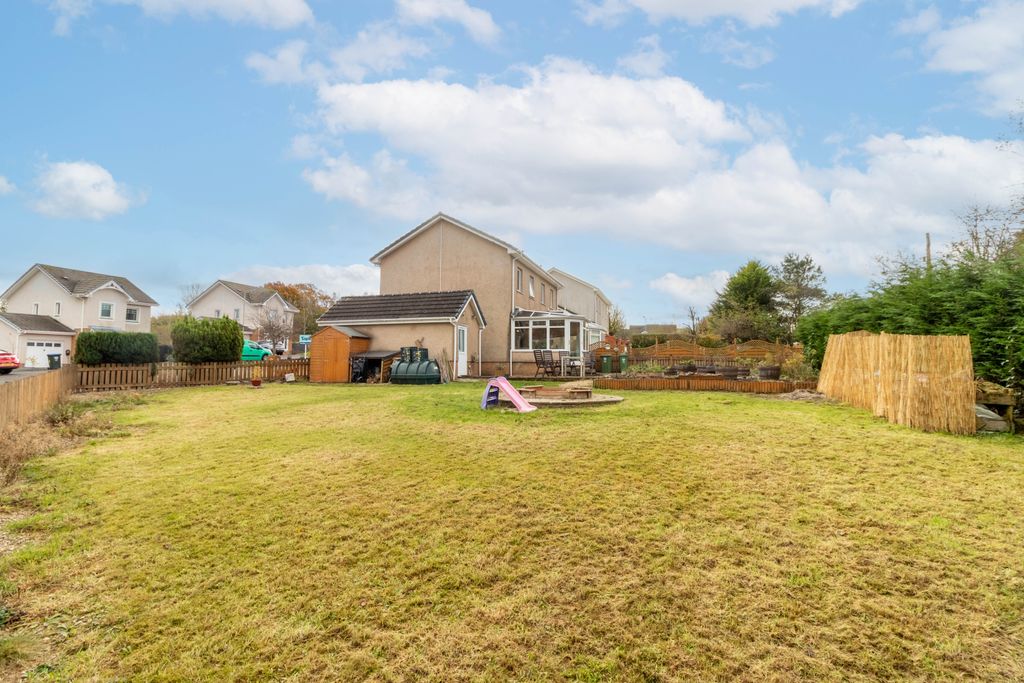 Property photo 3 of 20 Rear Garden