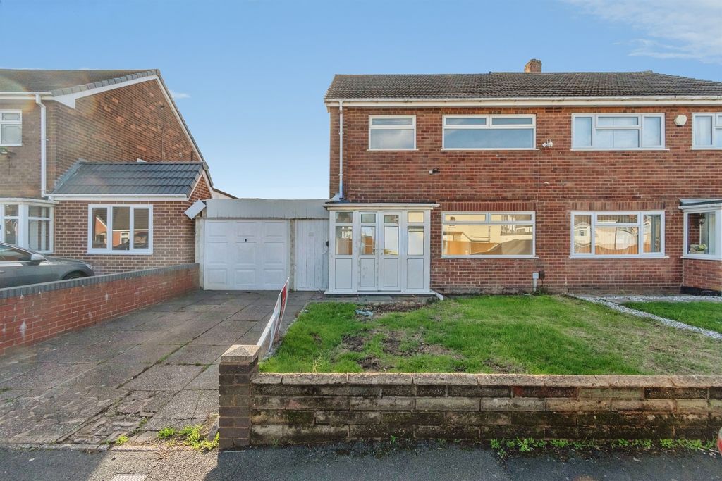 Property photo 1 of 12