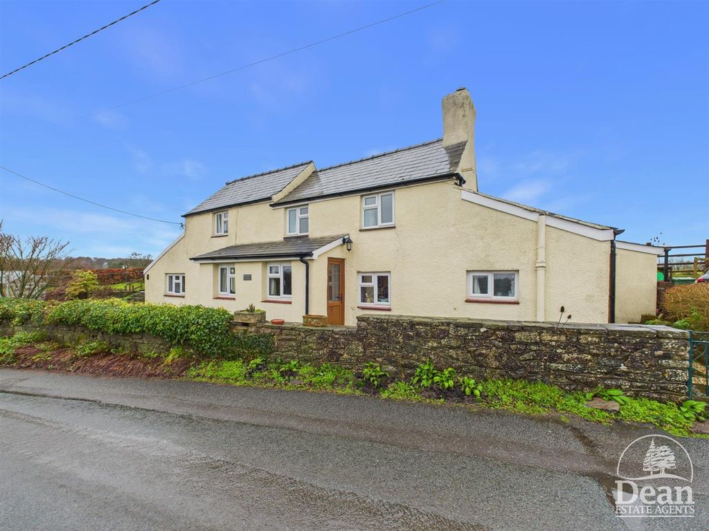 Property photo 1 of 26