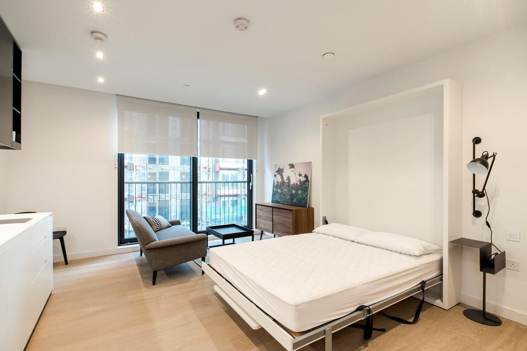 Property photo 2 of 6 Image