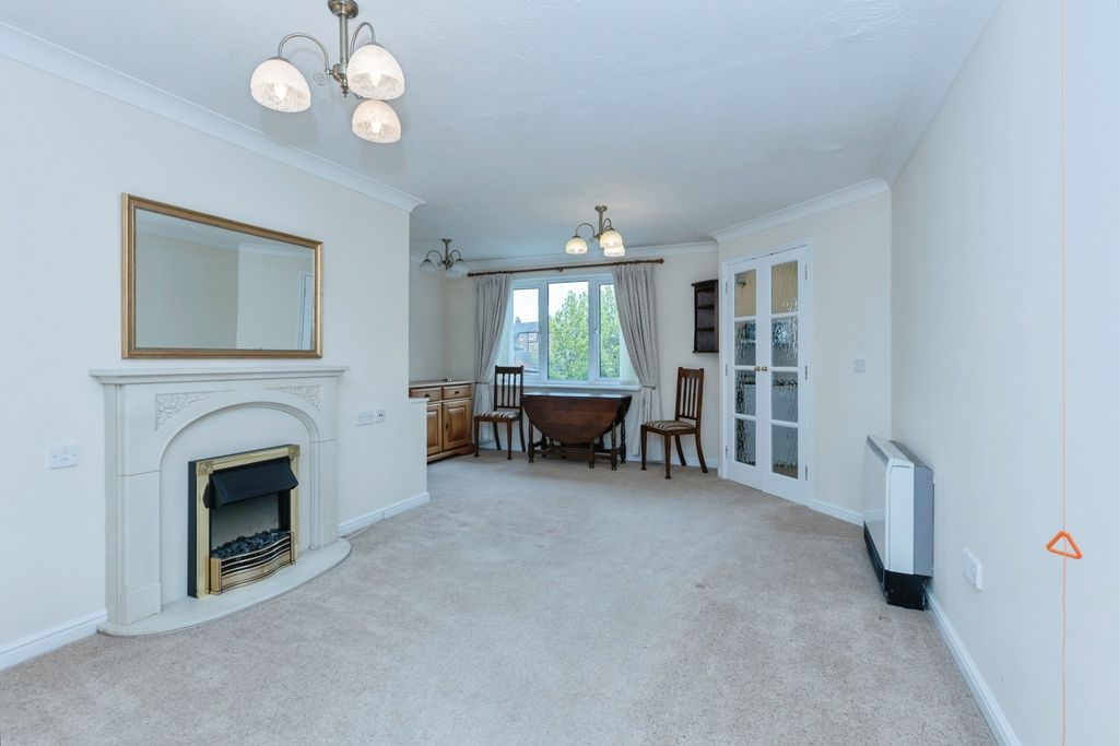 Property photo 1 of 15 Pbox-Img.Jpg