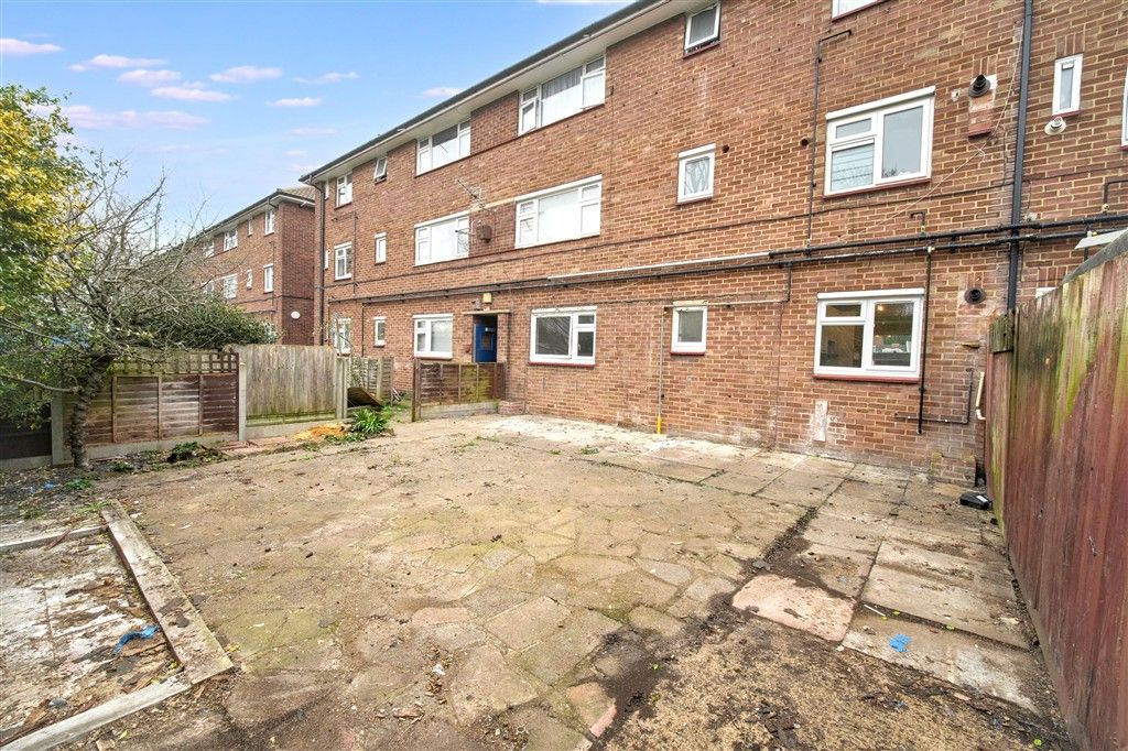 Property photo 2 of 7