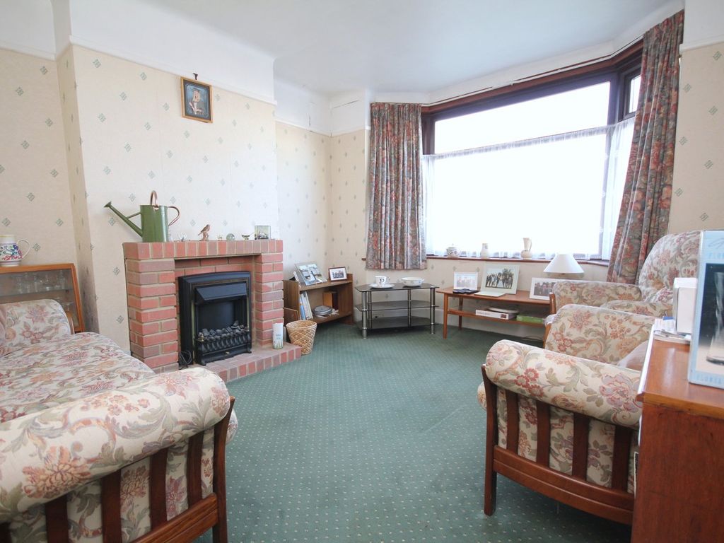 Property photo 3 of 30