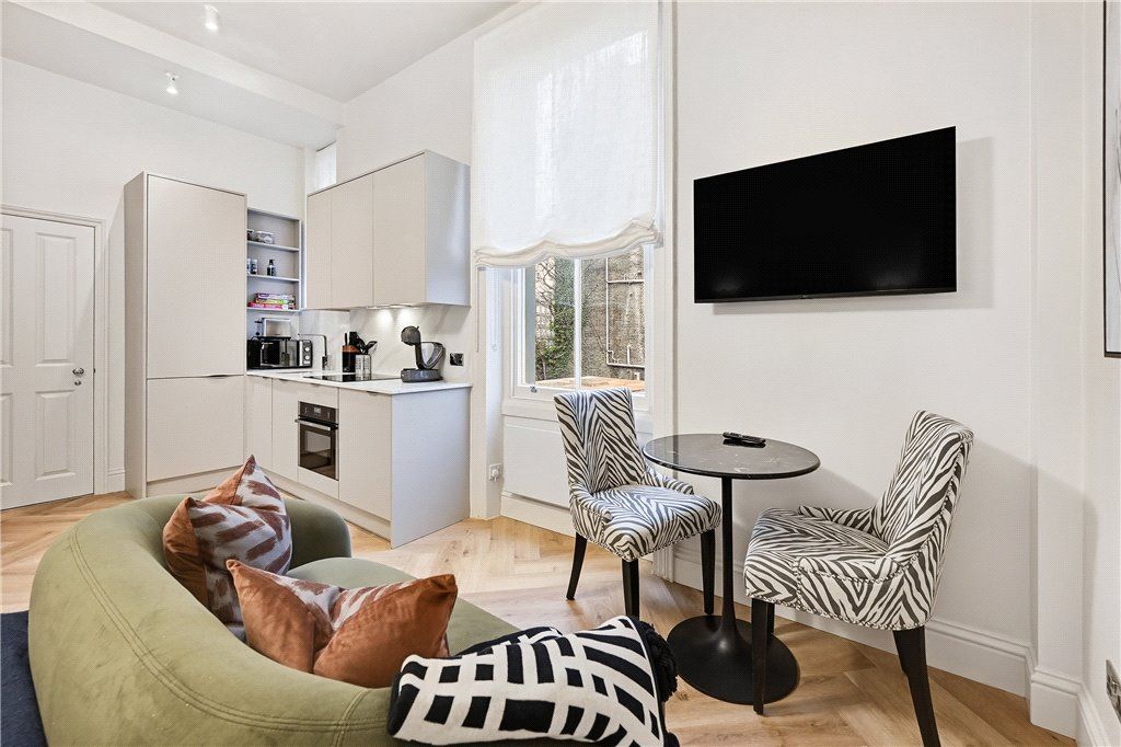 Property photo 3 of 12 Picture No. 05