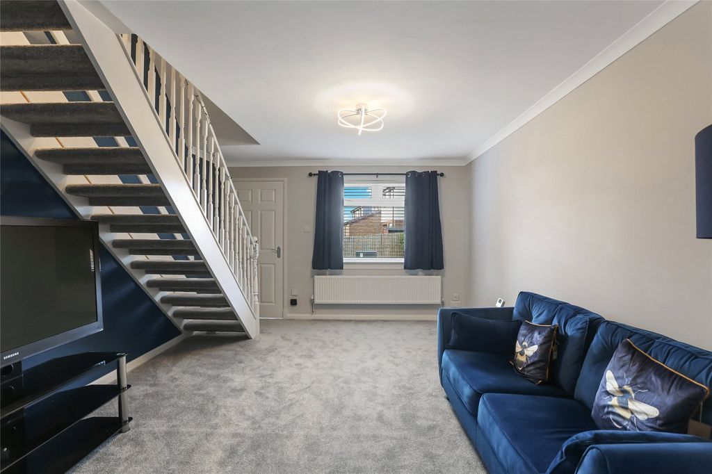 Property photo 2 of 22 Picture No. 12