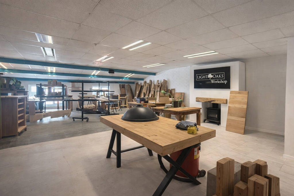 Property photo 2 of 19