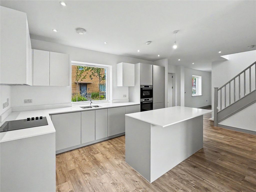 Property photo 2 of 9 Picture No. 02