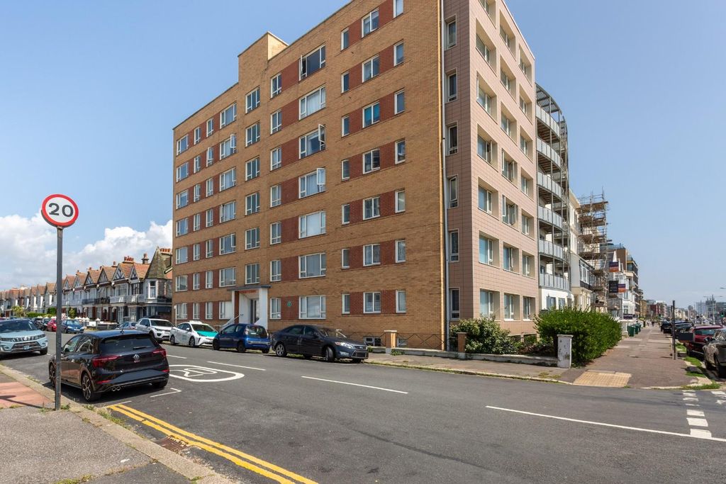 Property photo 2 of 13 Dorset Court-11.Jpg