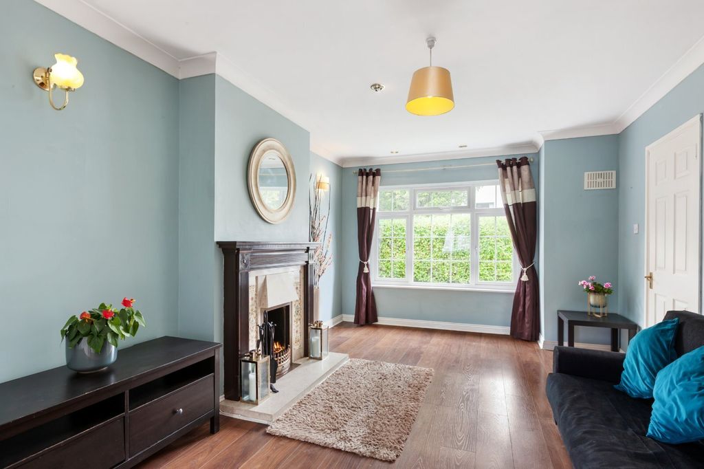 Property photo 3 of 21 Picture No. 03