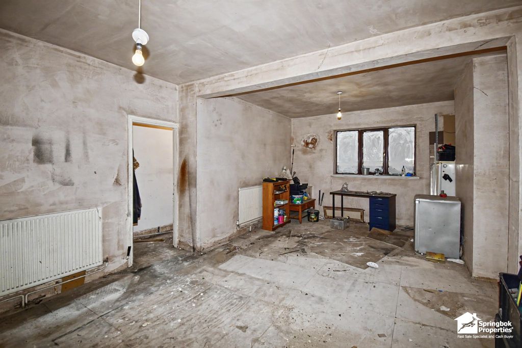 Property photo 3 of 11 Image 2