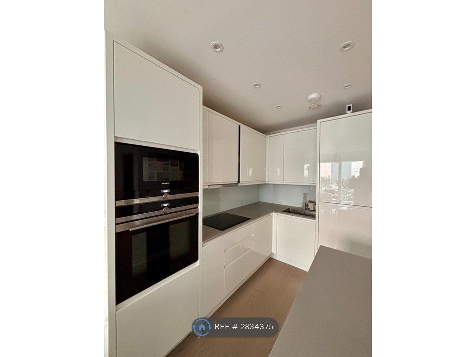 Property photo 3 of 19 Kitchen (Ground Floor)