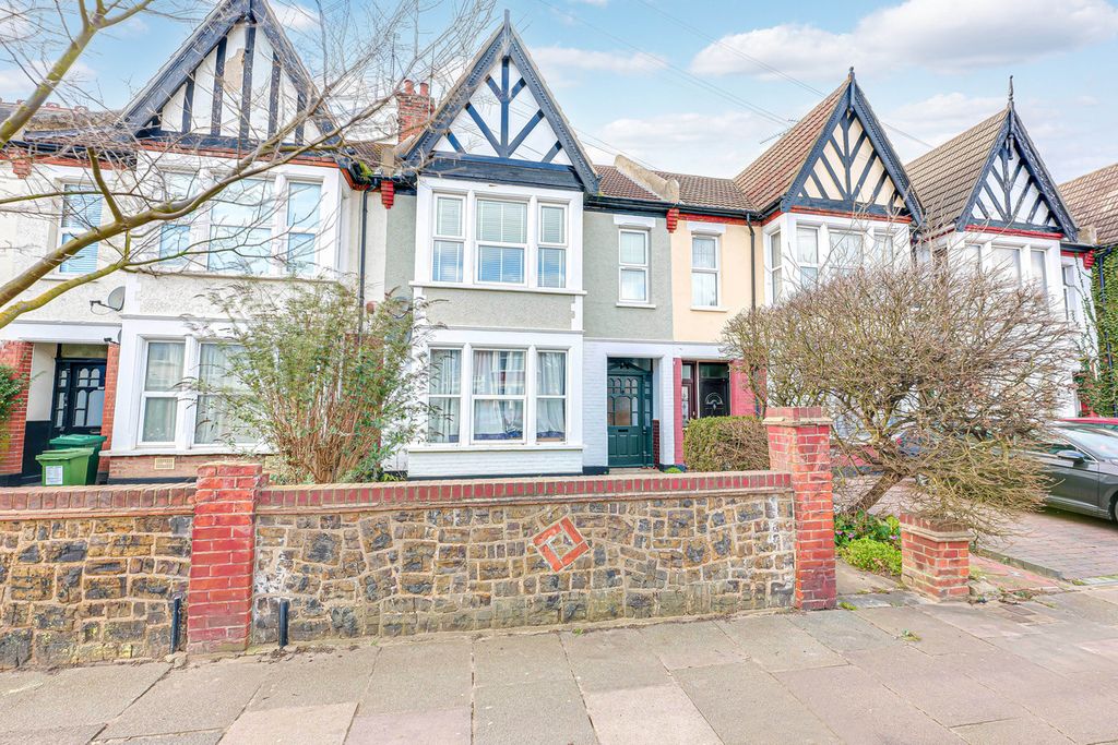 Property photo 1 of 9