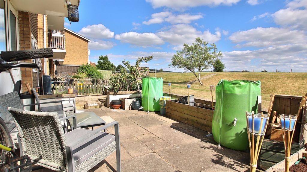 Property photo 2 of 11 Img_8250.Jpg