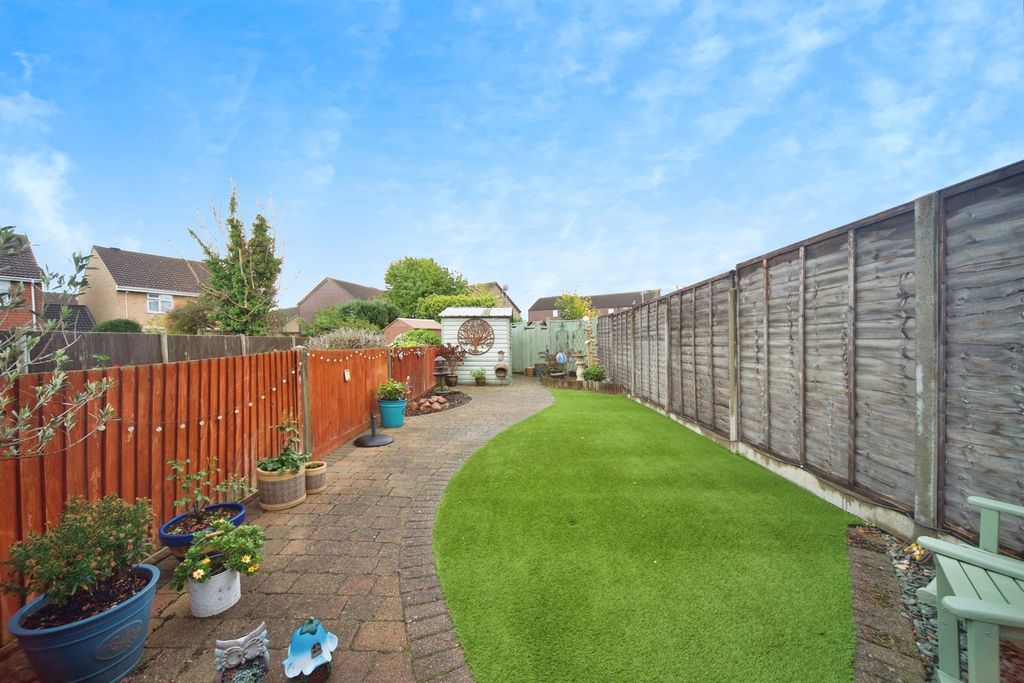 Property photo 3 of 17