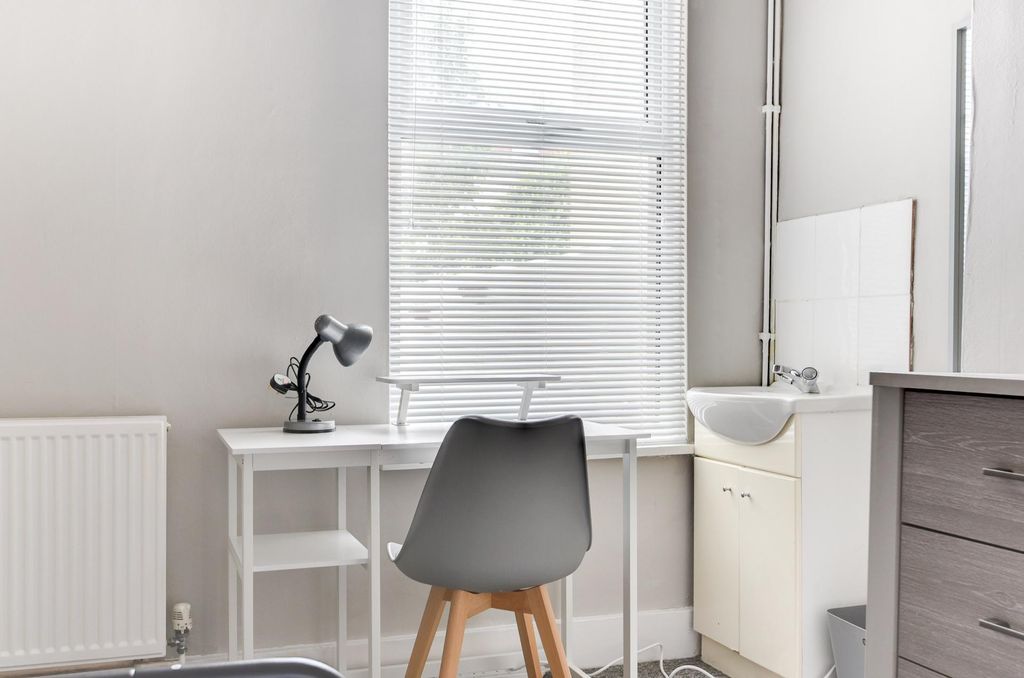 Additional image 34 of 7 bed semi-detached house to rentBernard Road, Brighton BN2