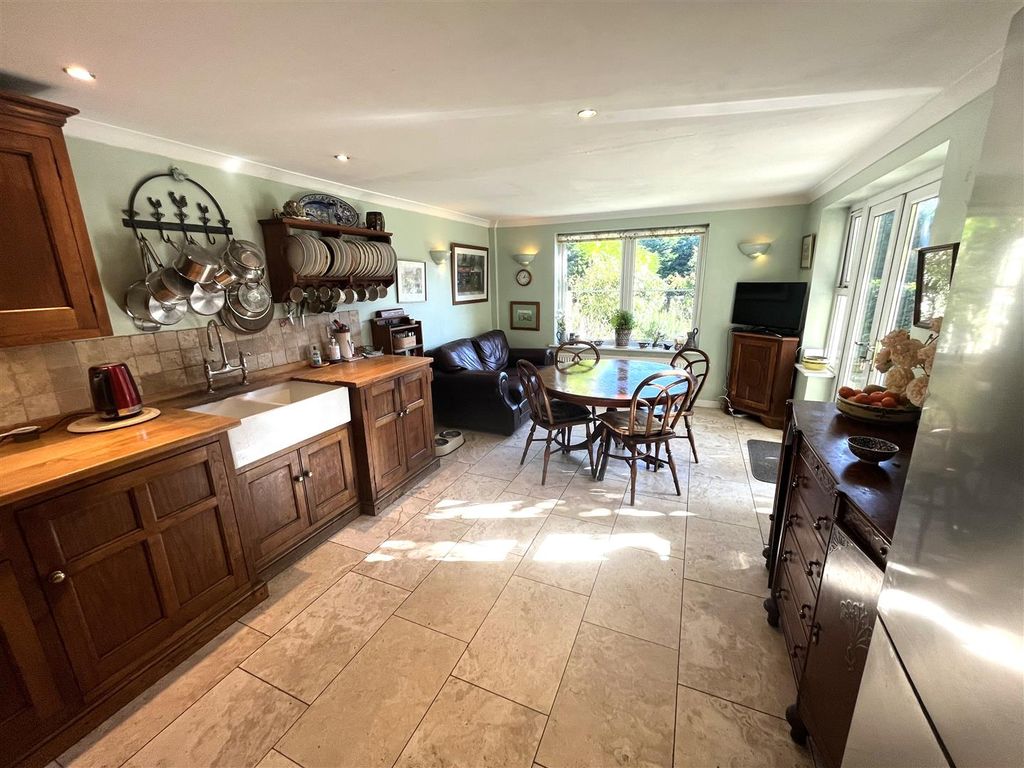 Property photo 3 of 31 Img_0172.Jpg