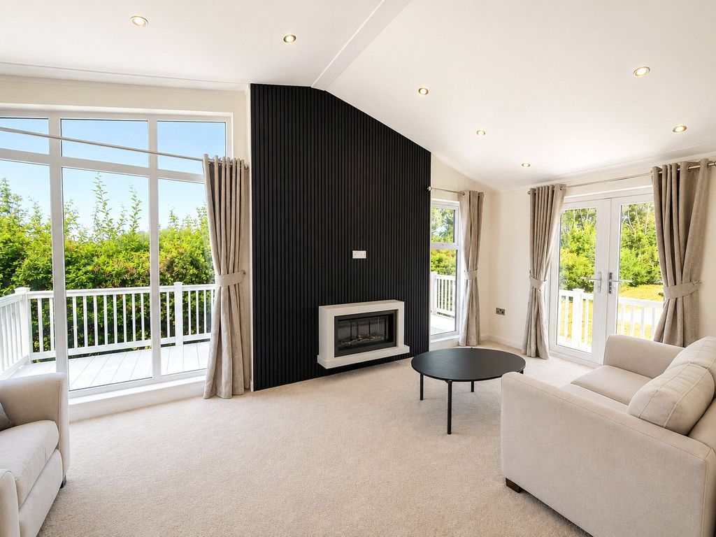 Property photo 2 of 15 Picture No. 06