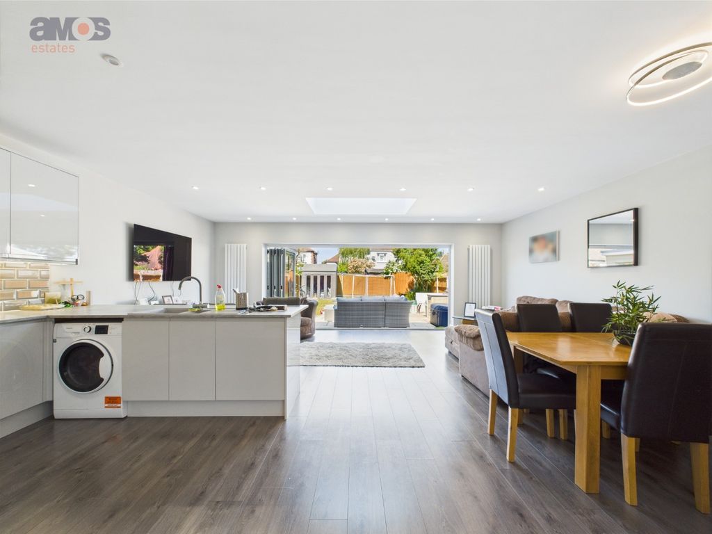 Property photo 1 of 20 3734372