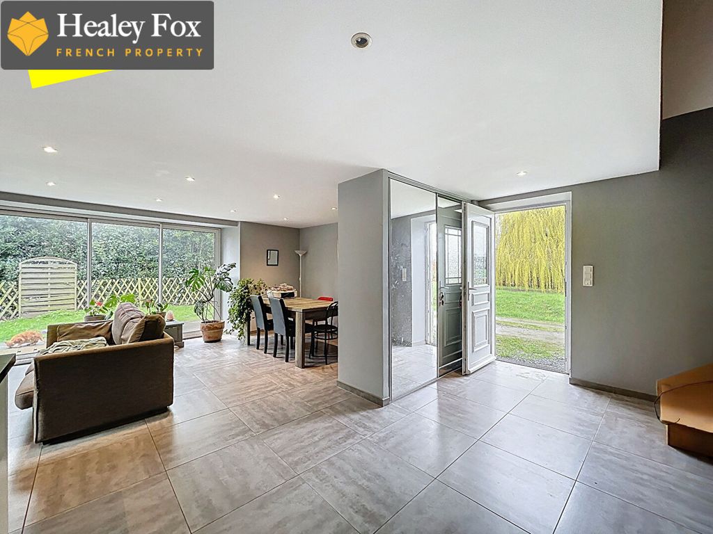 Property photo 3 of 17