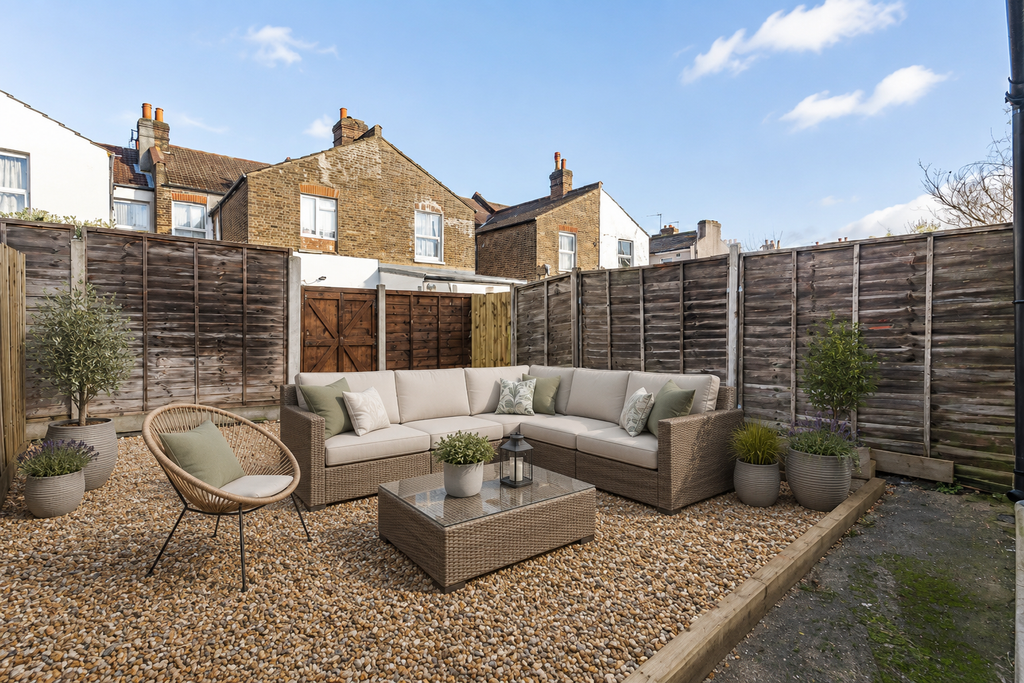 Property photo 3 of 27 Rear Garden