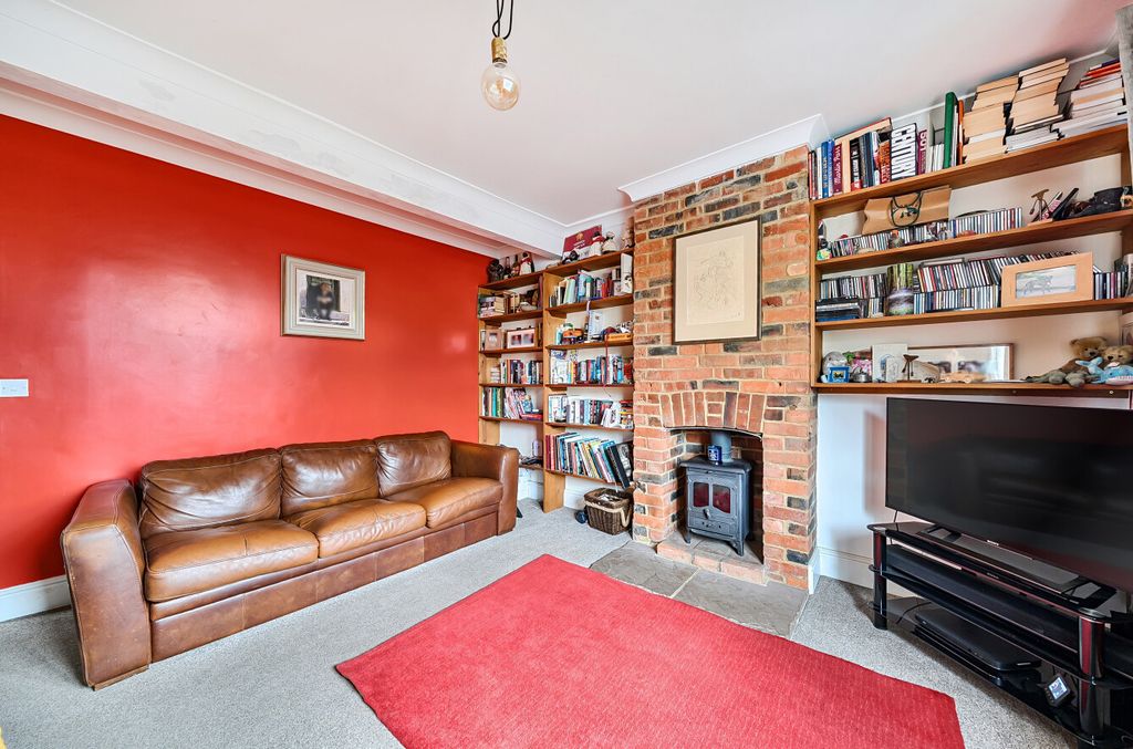 Property photo 3 of 20 1377355-17-69132d...