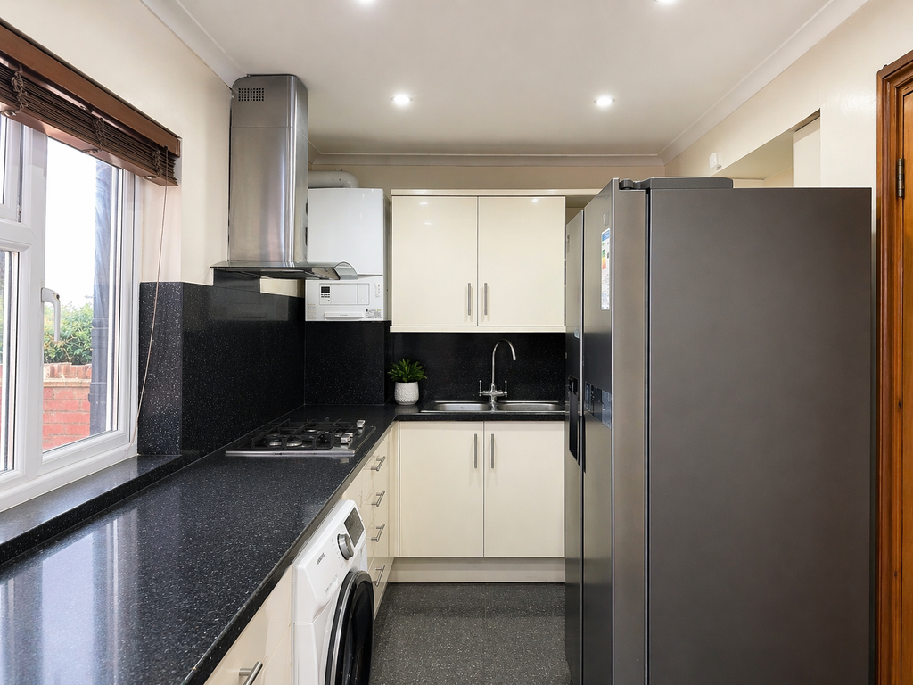 Property photo 3 of 23