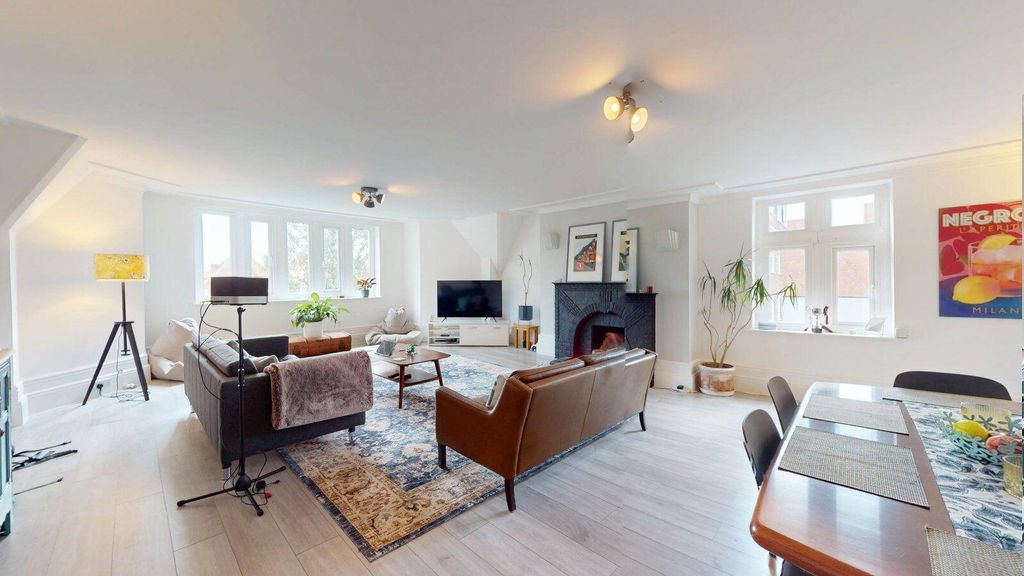 Property photo 3 of 9 Living Room