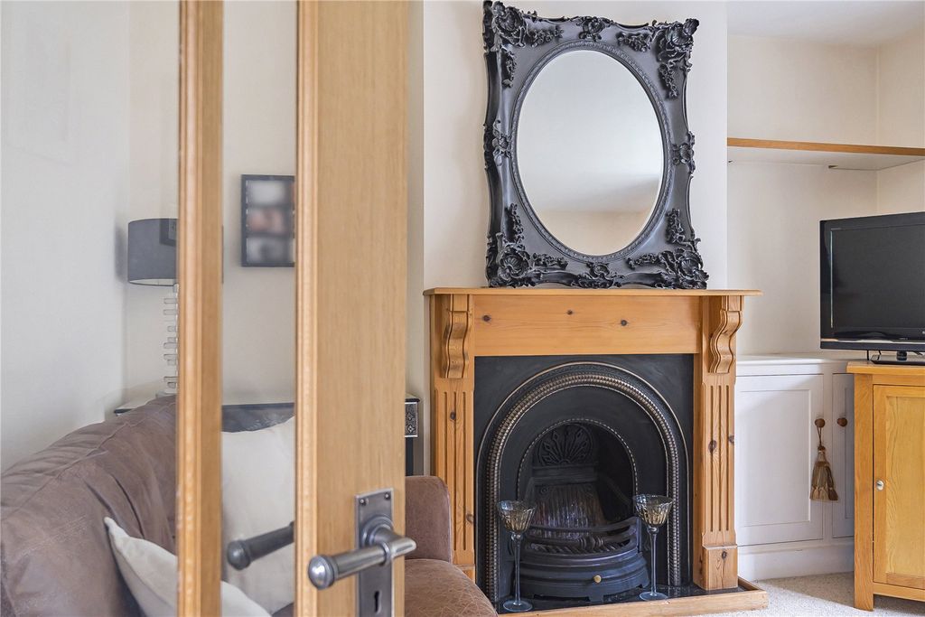 Property photo 3 of 24 Picture No. 09