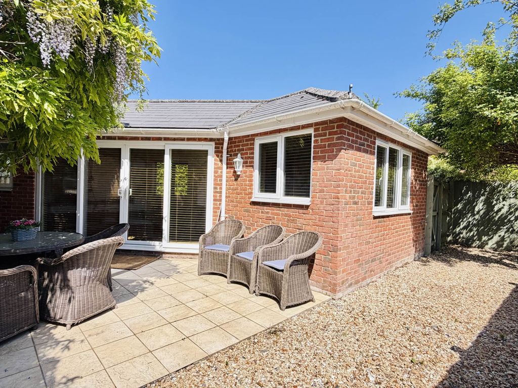 Property photo 3 of 13