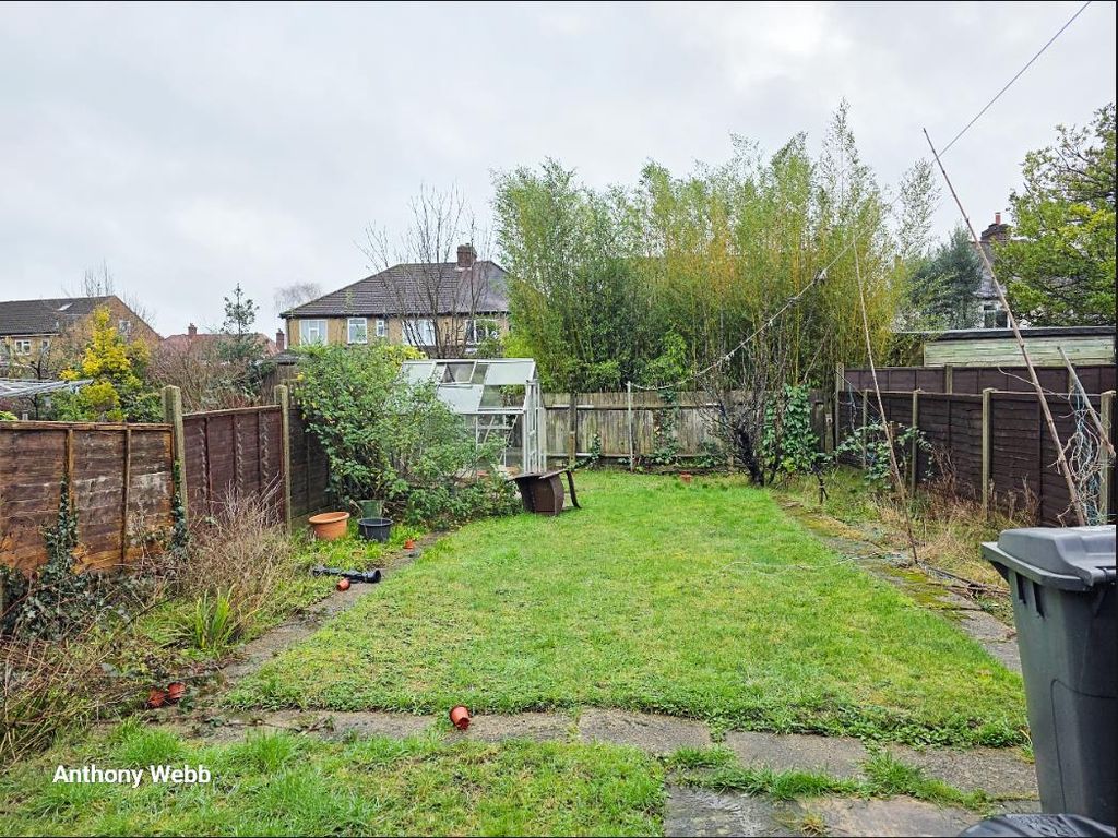 Property photo 2 of 3 Garden