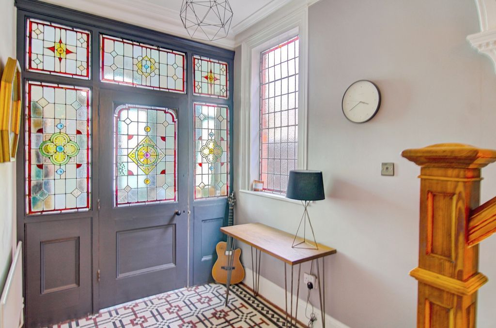 Property photo 3 of 19 Hallway Entrance