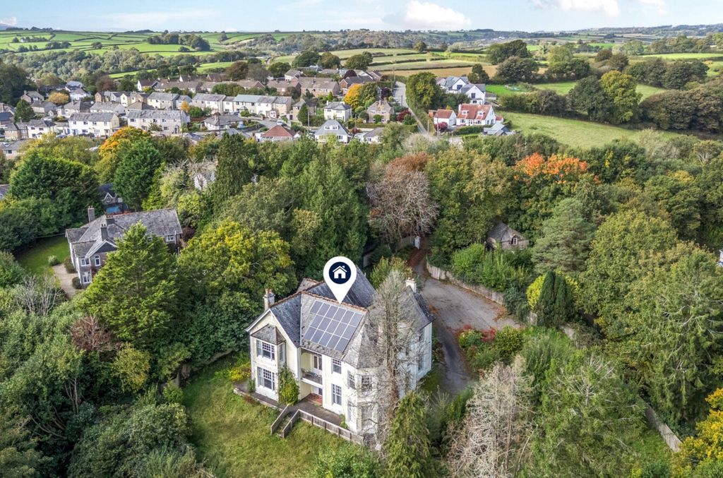 Property photo 1 of 36 Picture No. 09