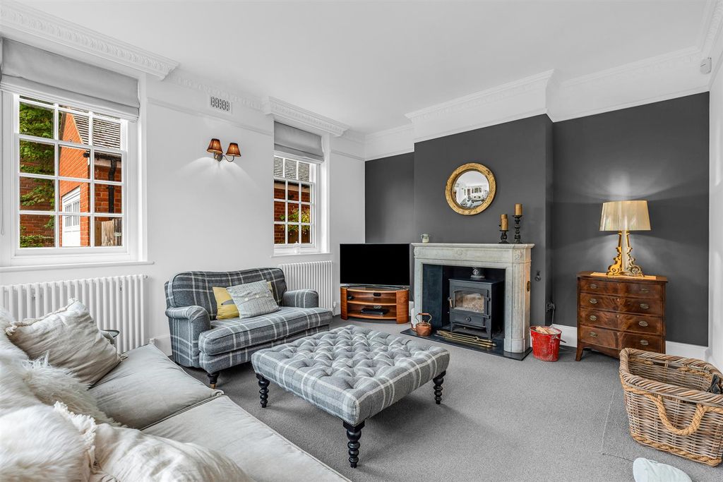 Property photo 3 of 45 Internla-2.Jpg
