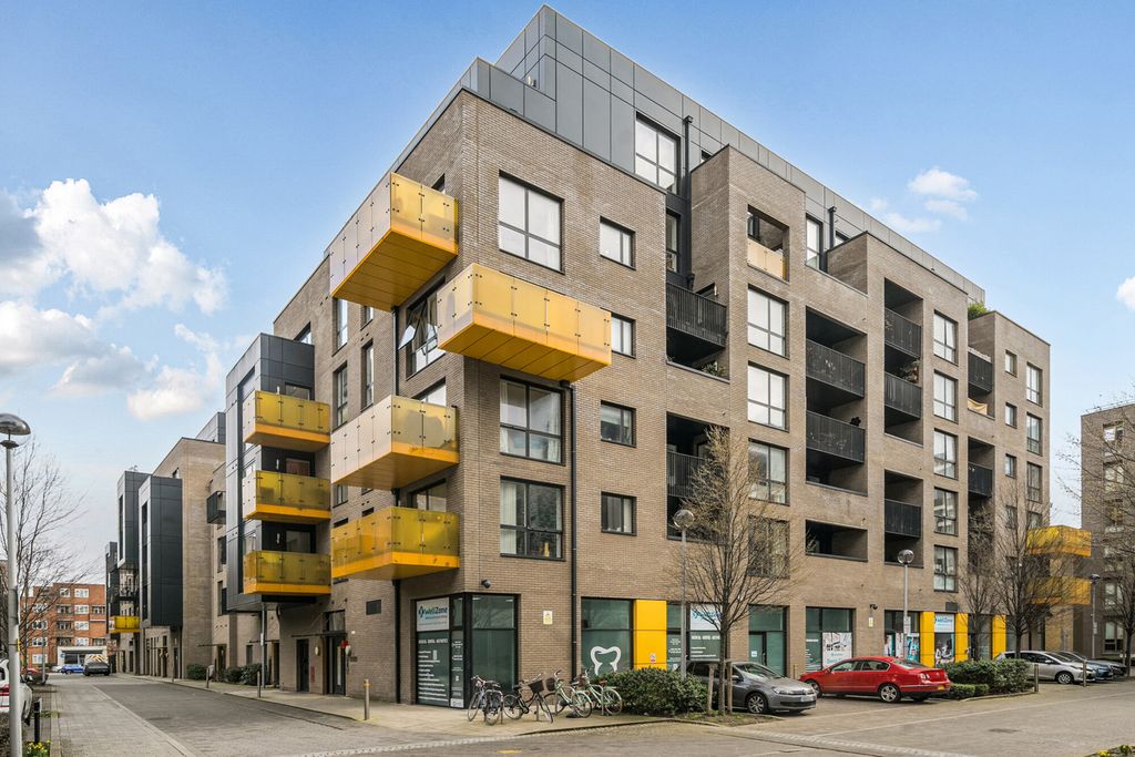 Property photo 1 of 19 1418376-2-699d880...