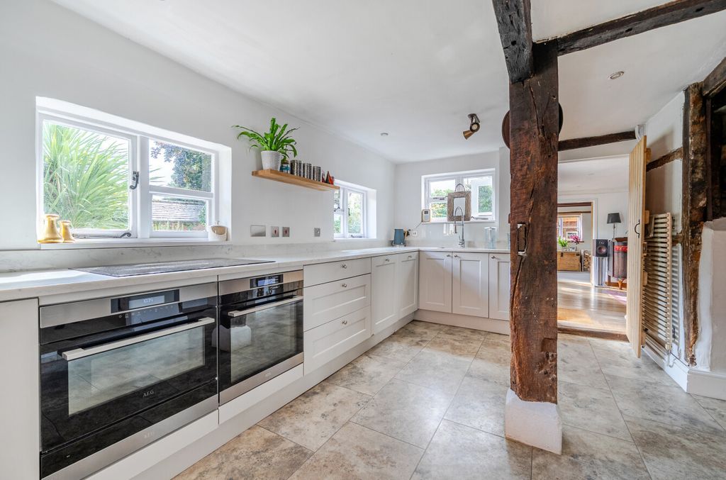 Property photo 3 of 15 1342586-14-68B033...
