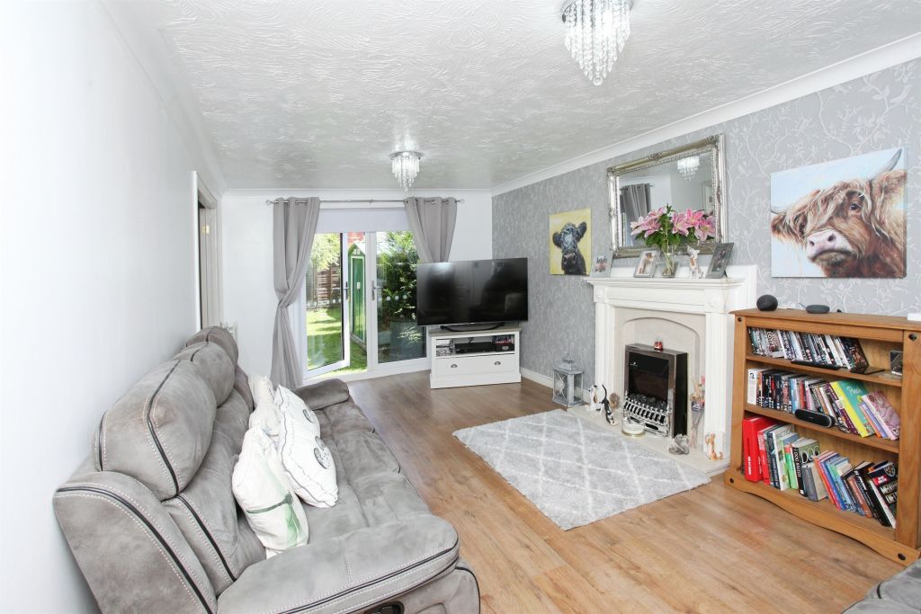 Property photo 2 of 22