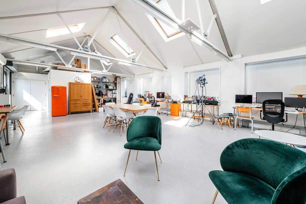 Property photo 3 of 15 St Pauls Cres 44 U9  9.Jpg